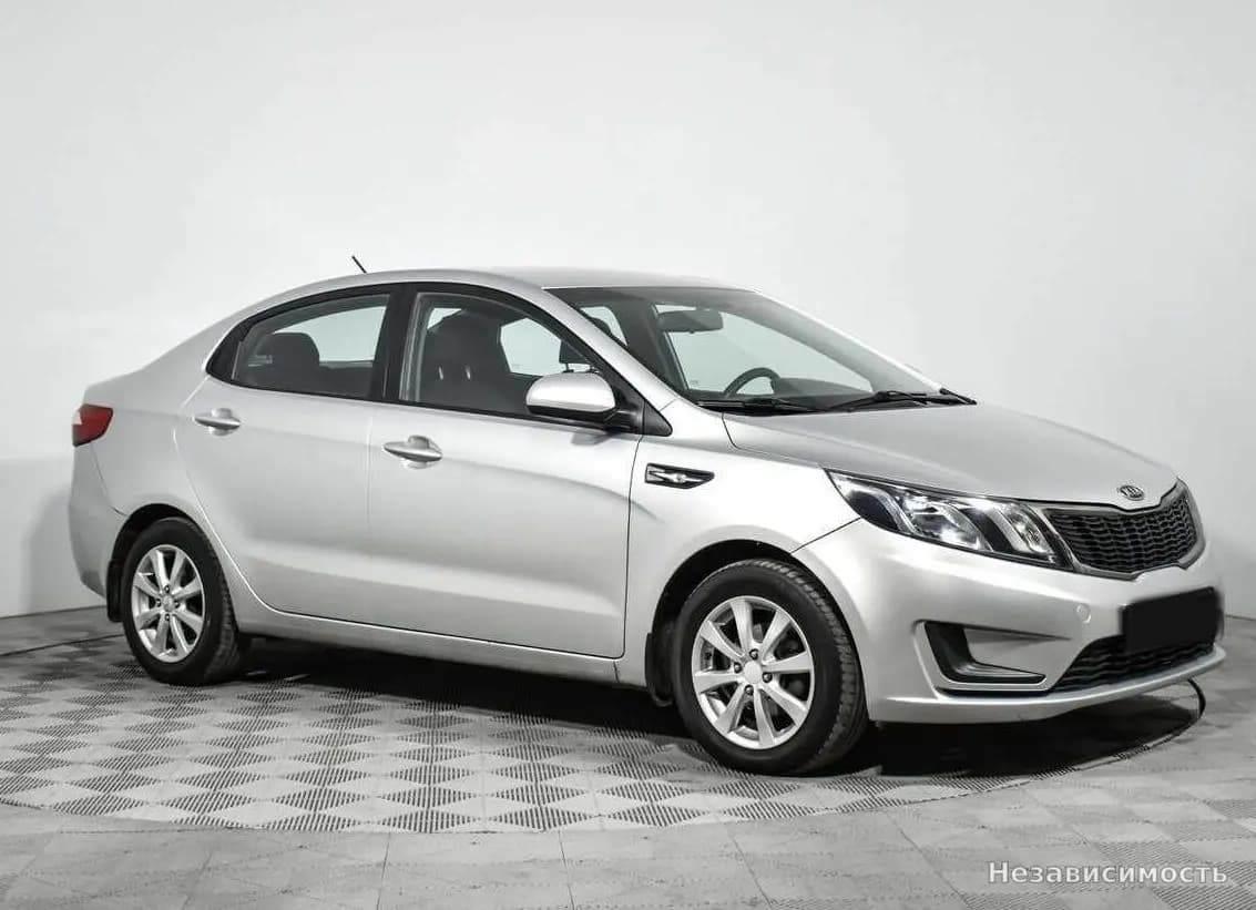 KIA Rio 2012 с пробегом — фото 3