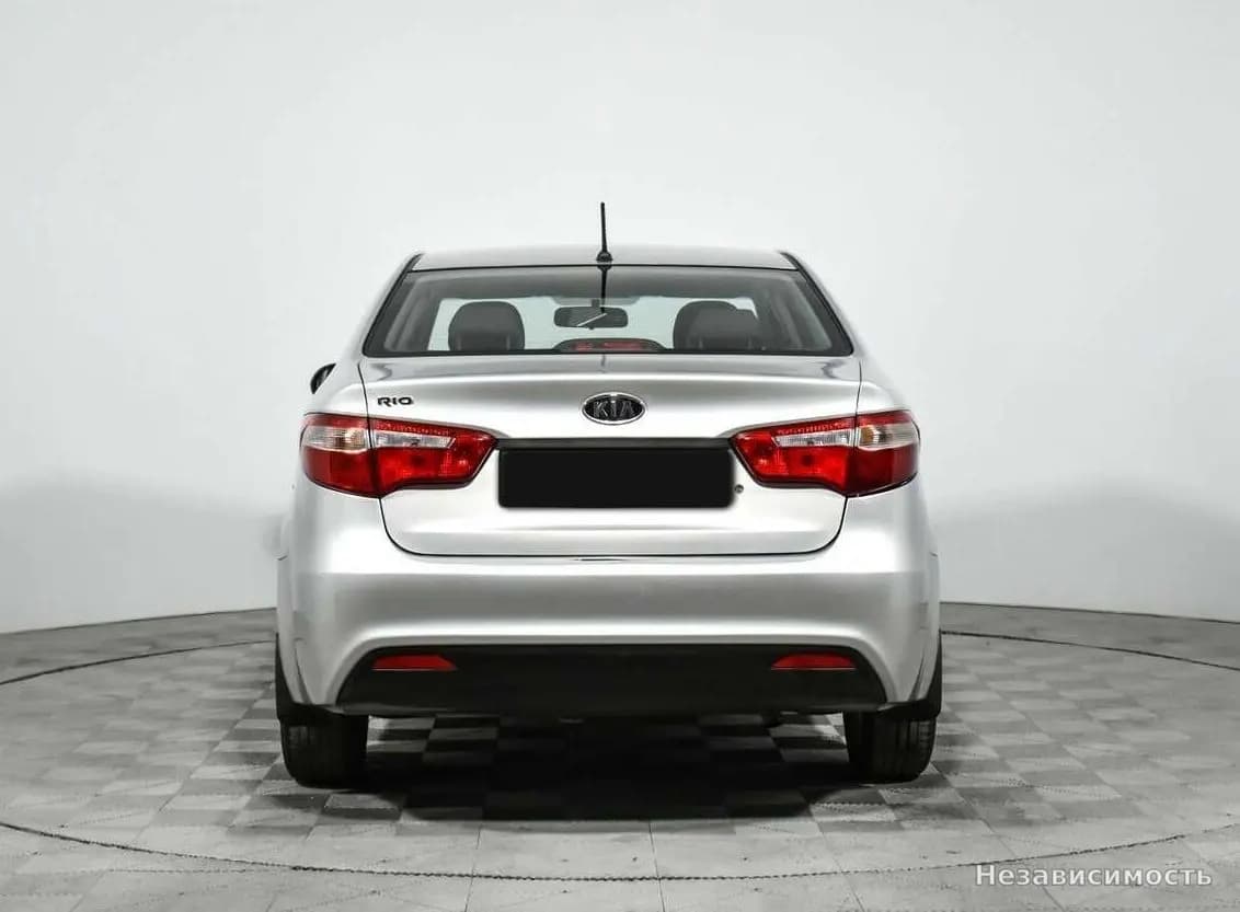 KIA Rio 2012 с пробегом — фото 6