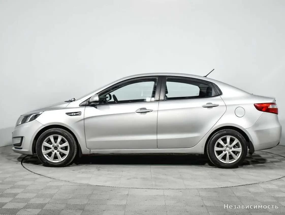 KIA Rio 2012 с пробегом — фото 8