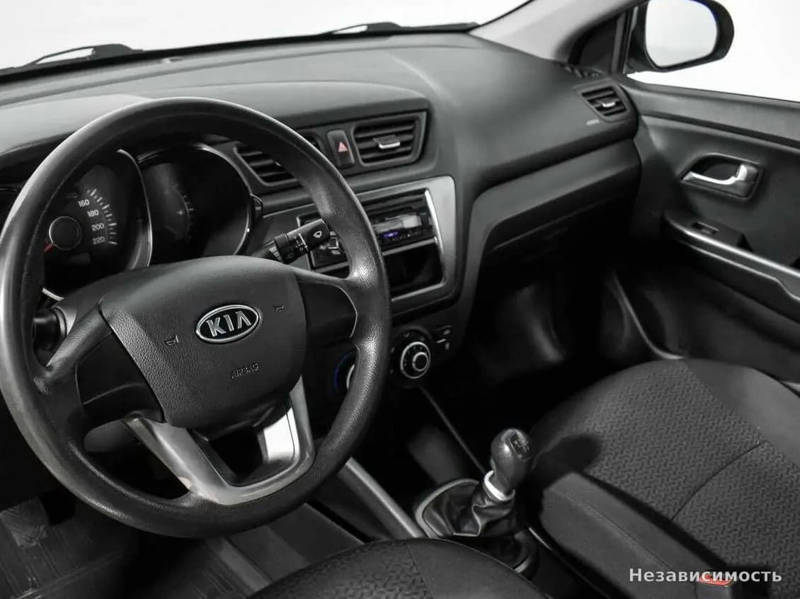 KIA Rio 2012 с пробегом — фото 9