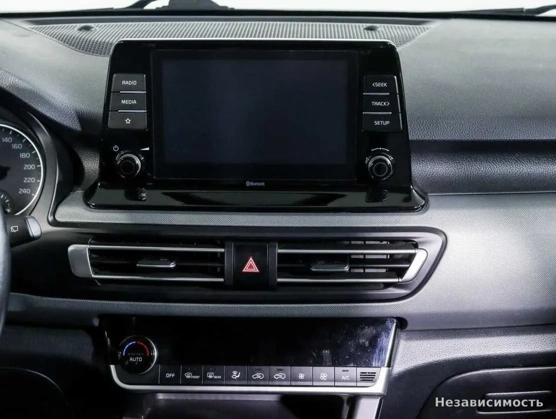 KIA Seltos 2022 с пробегом — фото 10