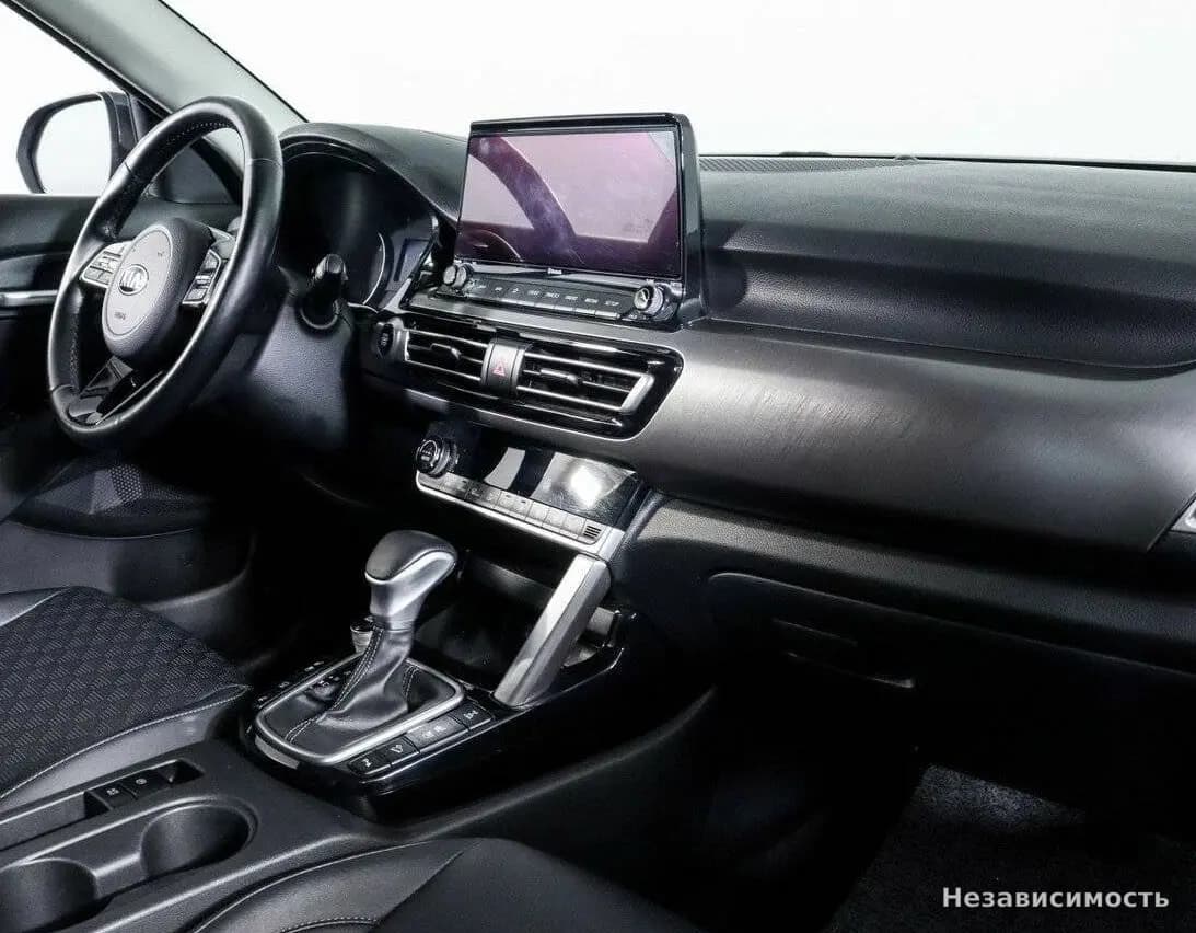 KIA Seltos 2019 с пробегом — фото 6