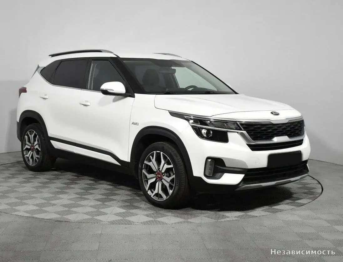 KIA Seltos 2021 с пробегом — фото 3