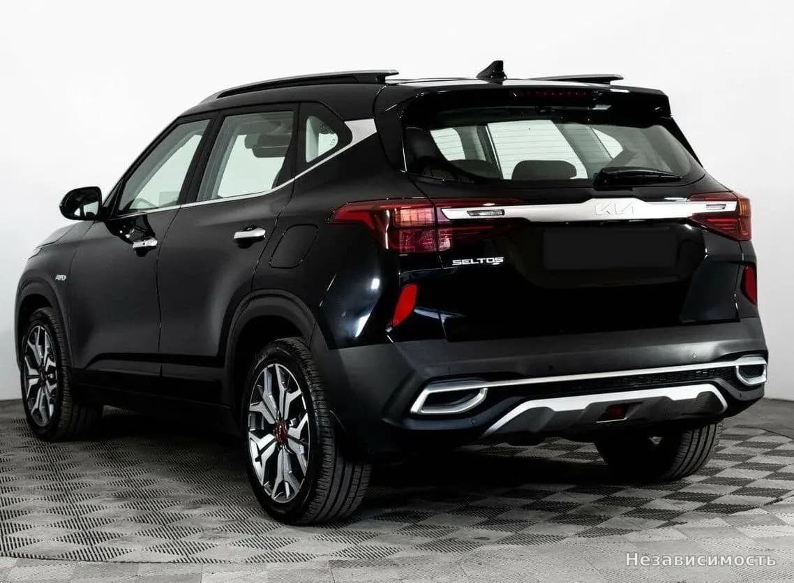 KIA Seltos 2022 с пробегом — фото 9