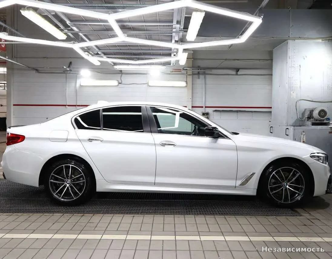 BMW 5 серии 2017 с пробегом — фото 3
