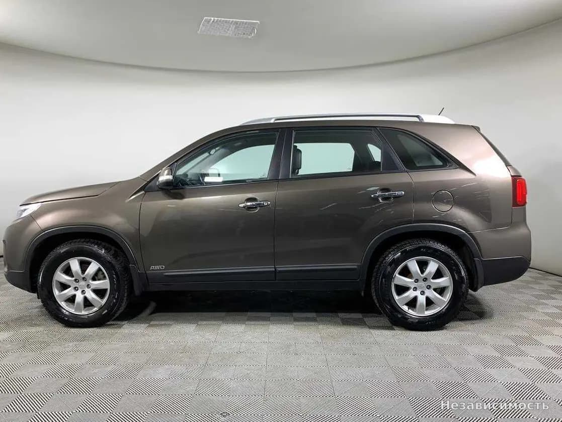 KIA Sorento 2014 с пробегом — фото 8