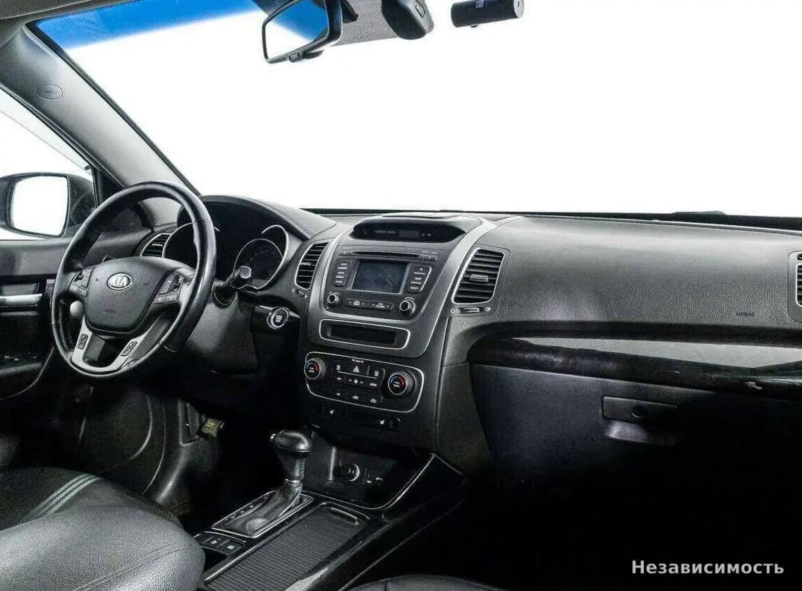 KIA Sorento 2019 с пробегом — фото 9