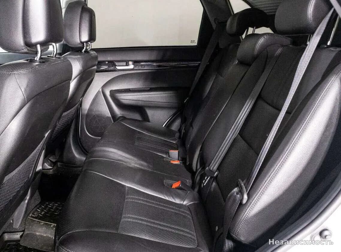 KIA Sorento 2019 с пробегом — фото 10
