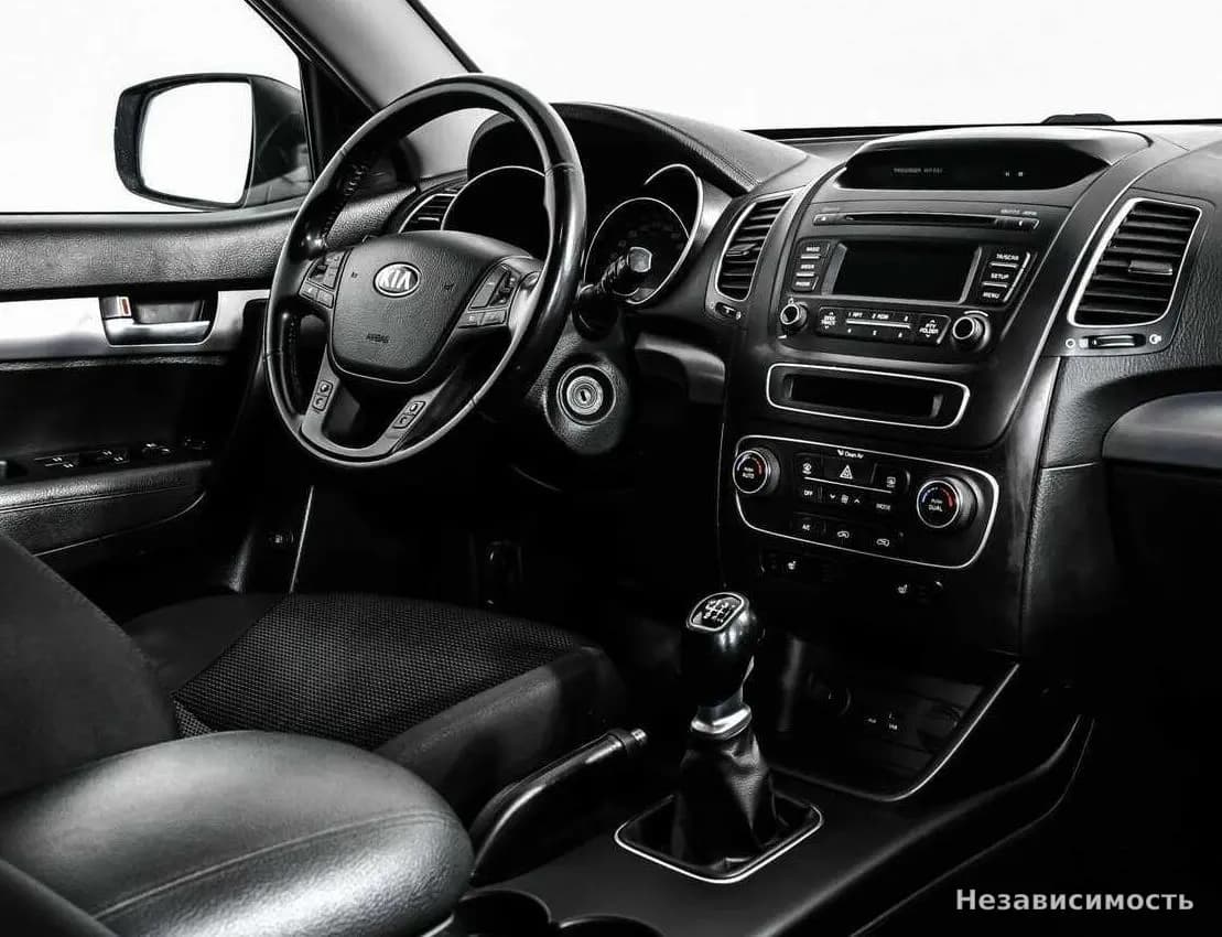 KIA Sorento 2013 с пробегом — фото 8
