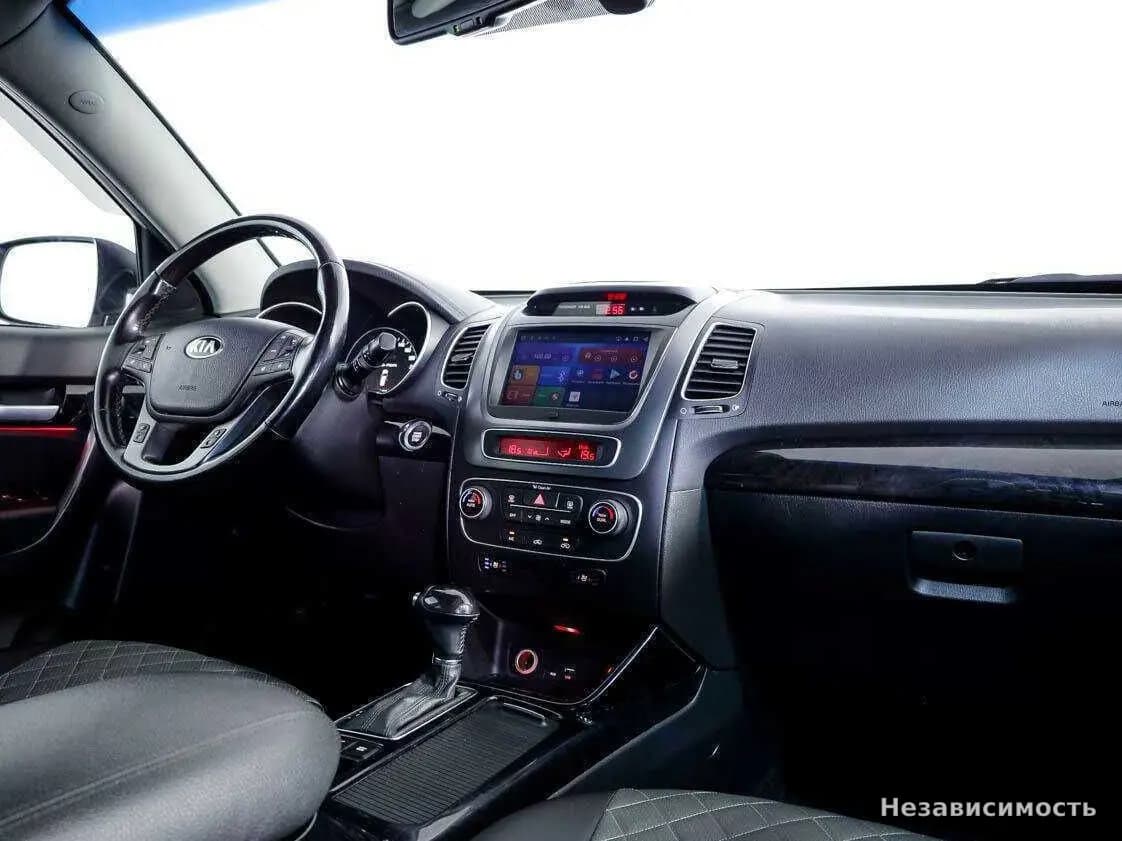 KIA Sorento 2018 с пробегом — фото 8