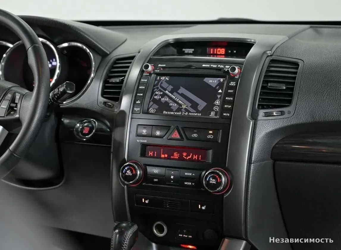 KIA Sorento 2012 с пробегом — фото 8
