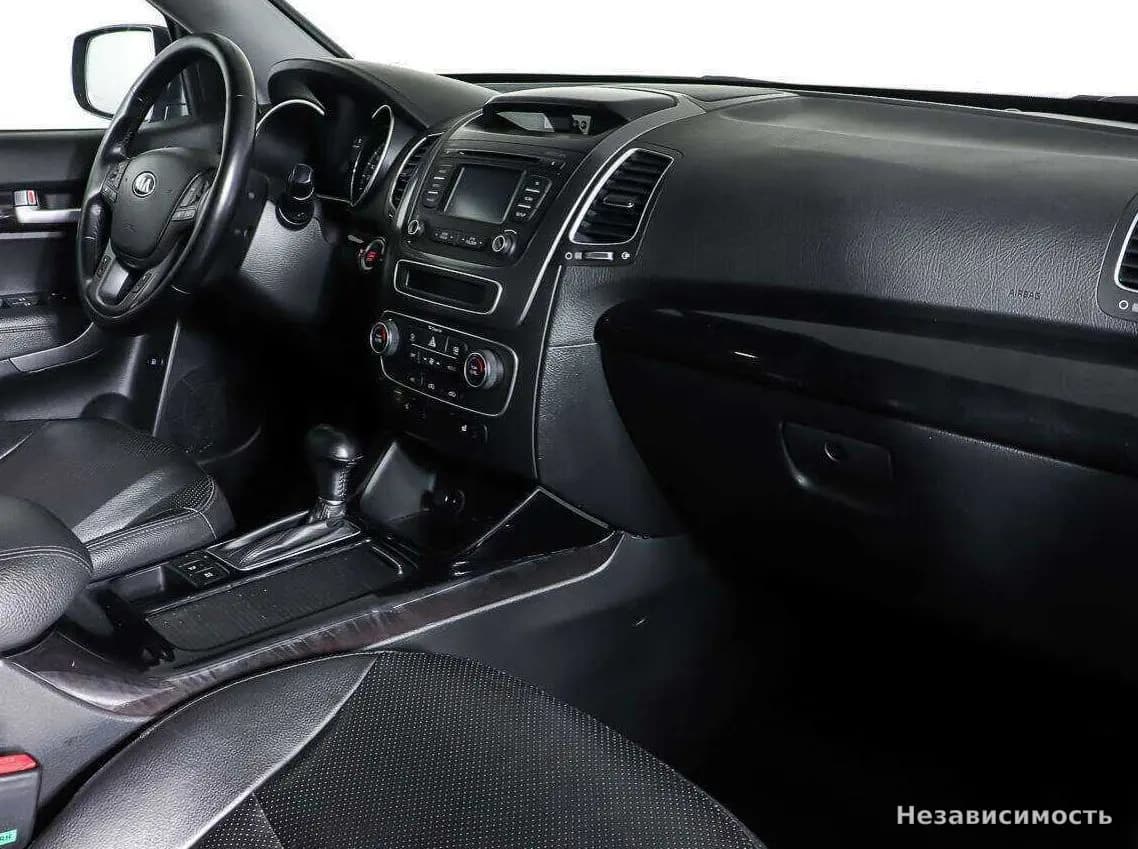 KIA Sorento 2017 с пробегом — фото 9