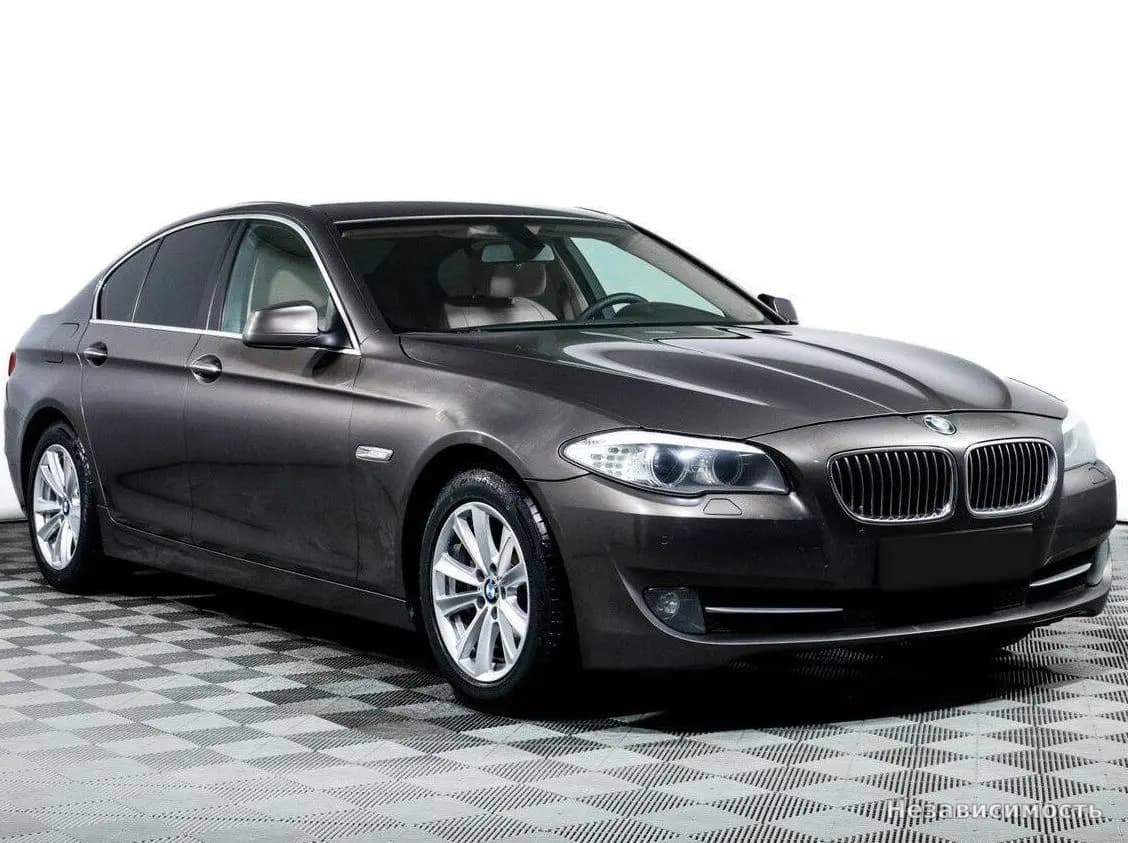 BMW 5 серии 2012 с пробегом — фото 3