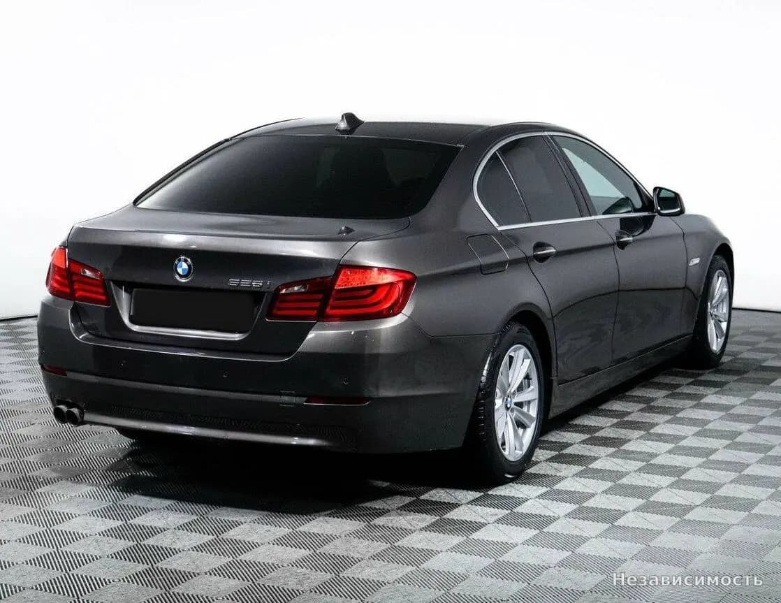 BMW 5 серии 2012 с пробегом — фото 4