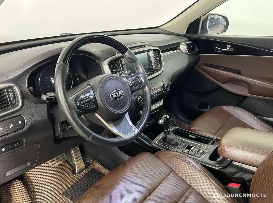 KIA Sorento 2016 с пробегом — фото 7