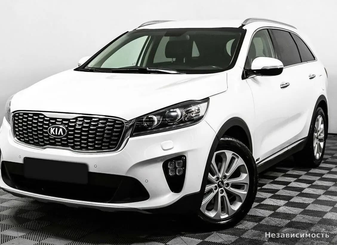 KIA Sorento 2019 с пробегом — фото 1