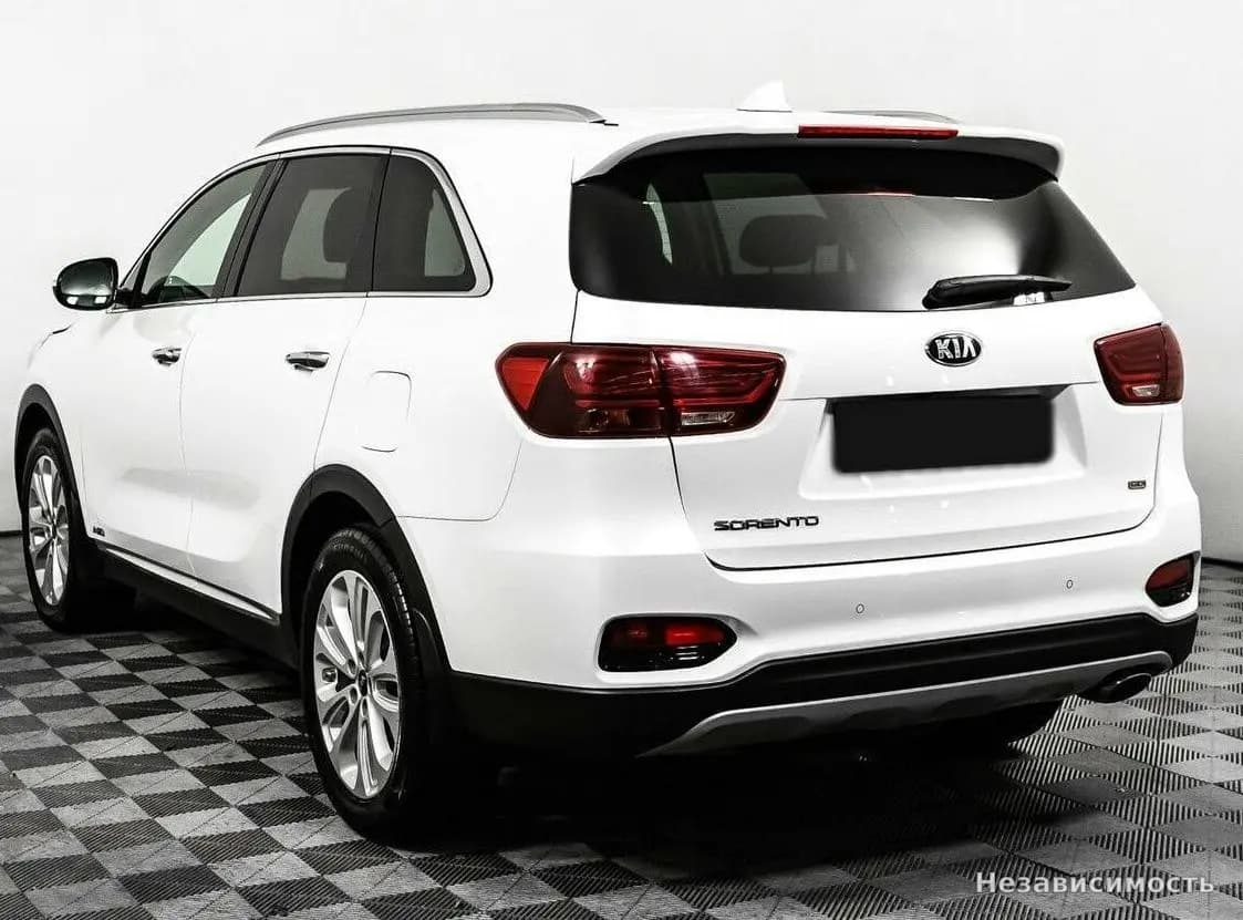 KIA Sorento 2019 с пробегом — фото 7