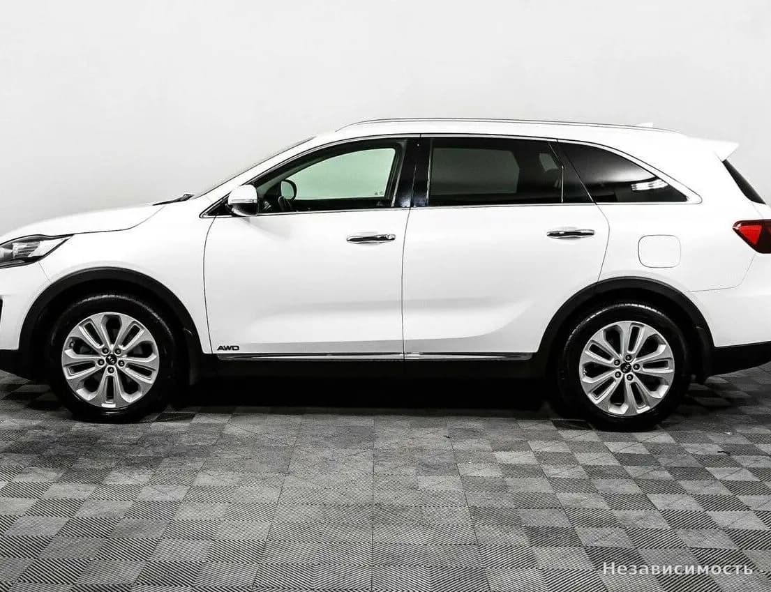 KIA Sorento 2019 с пробегом — фото 8