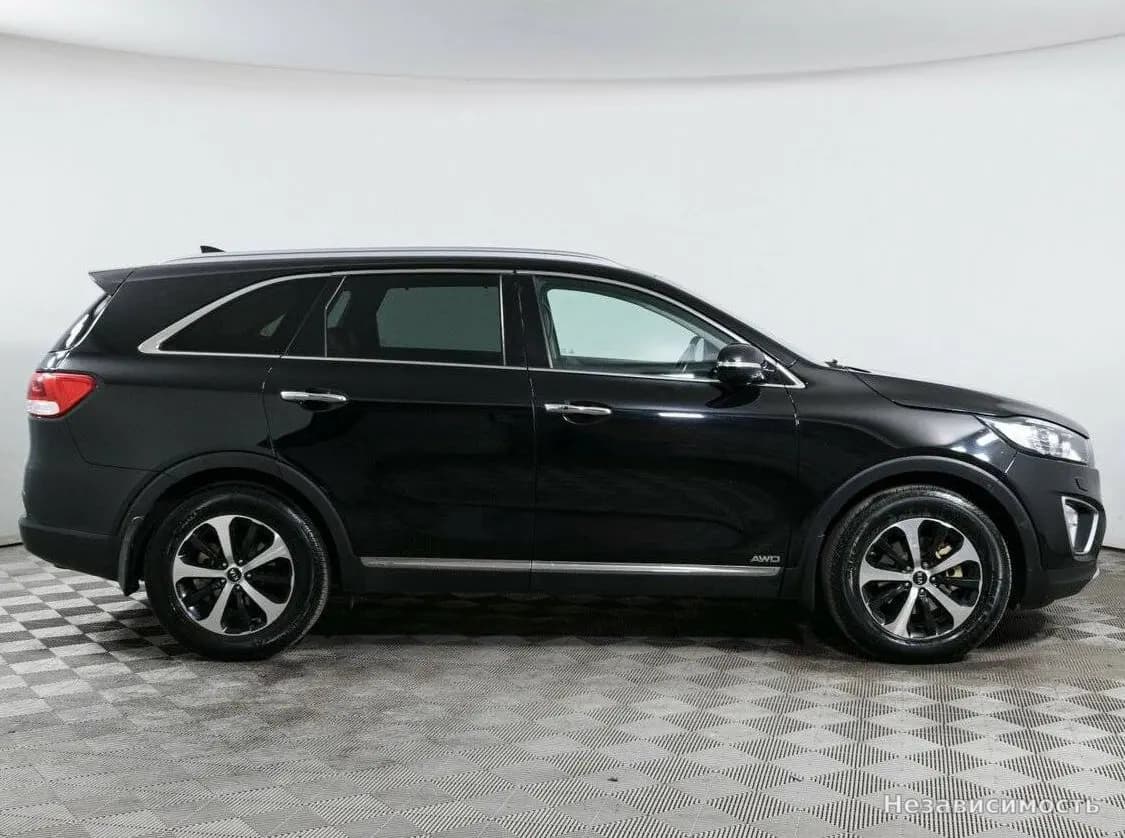 KIA Sorento 2017 с пробегом — фото 4