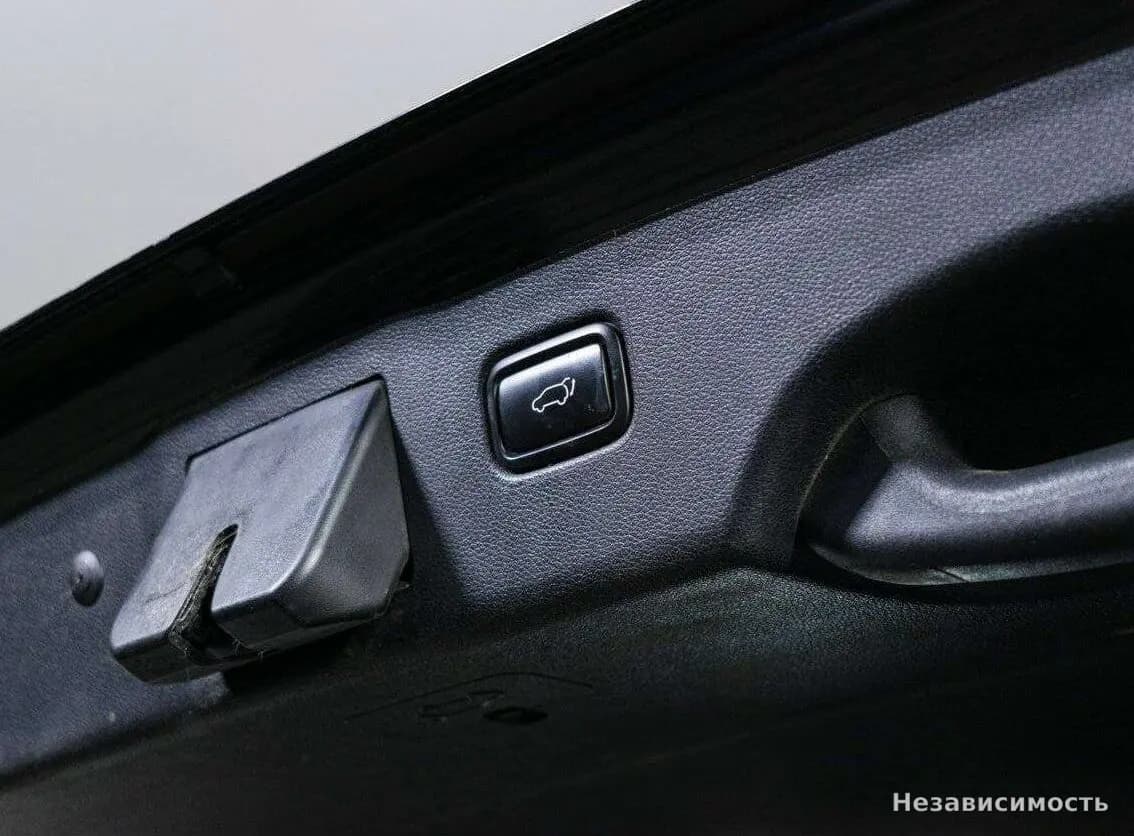 KIA Sorento 2017 с пробегом — фото 10