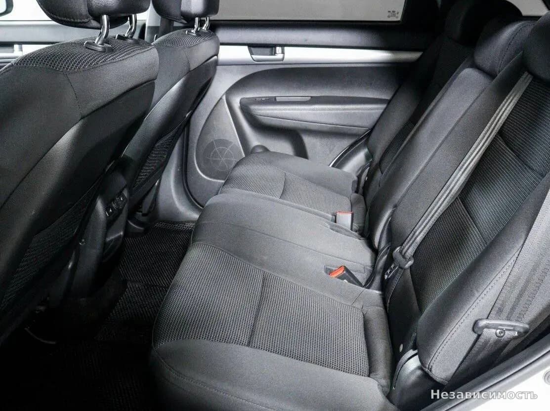 KIA Sorento 2015 с пробегом — фото 10