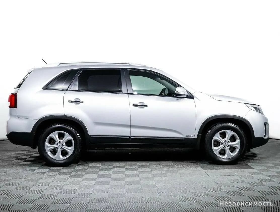 KIA Sorento 2017 с пробегом — фото 4
