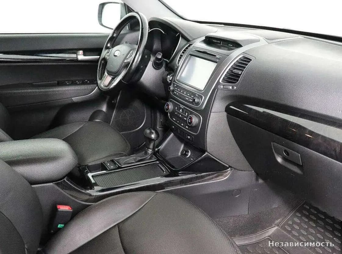 KIA Sorento 2014 с пробегом — фото 7
