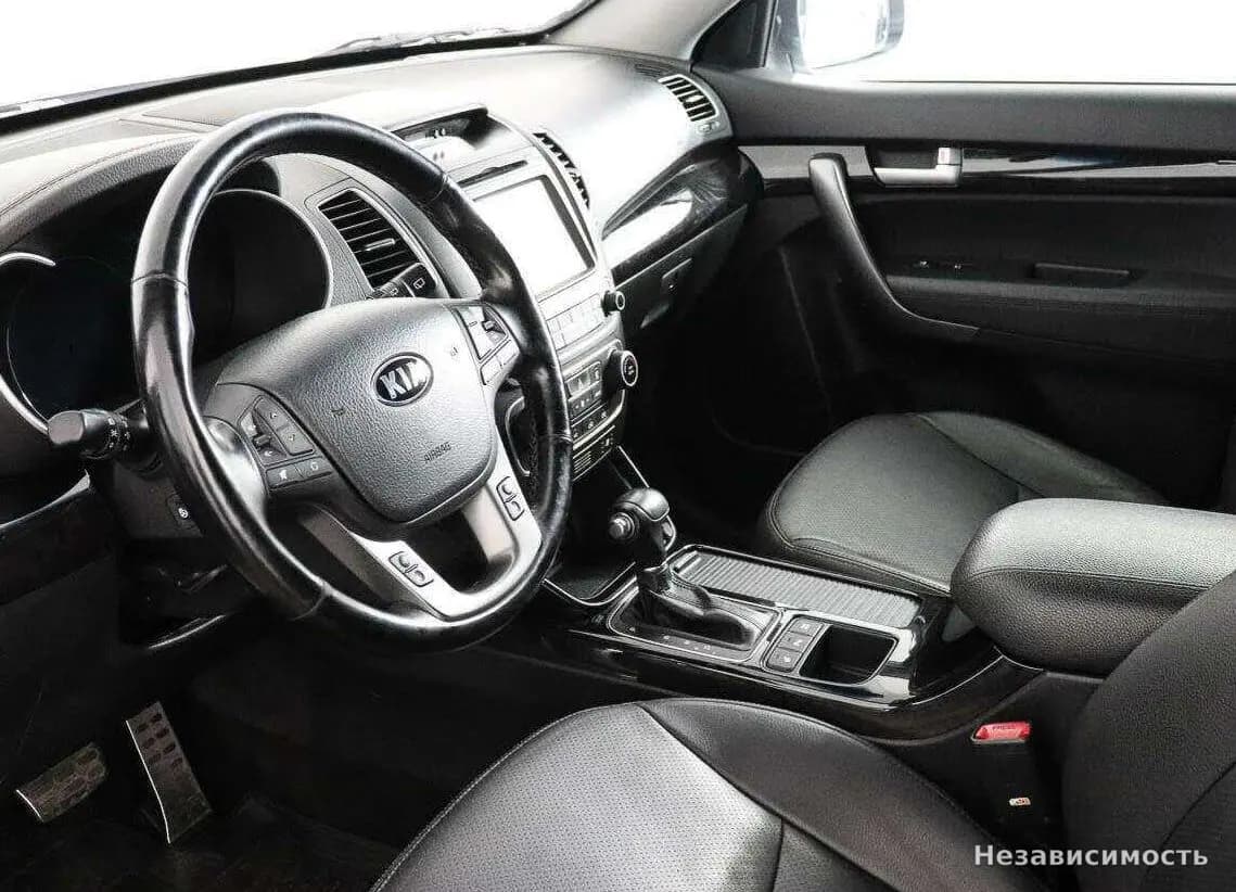 KIA Sorento 2014 с пробегом — фото 8