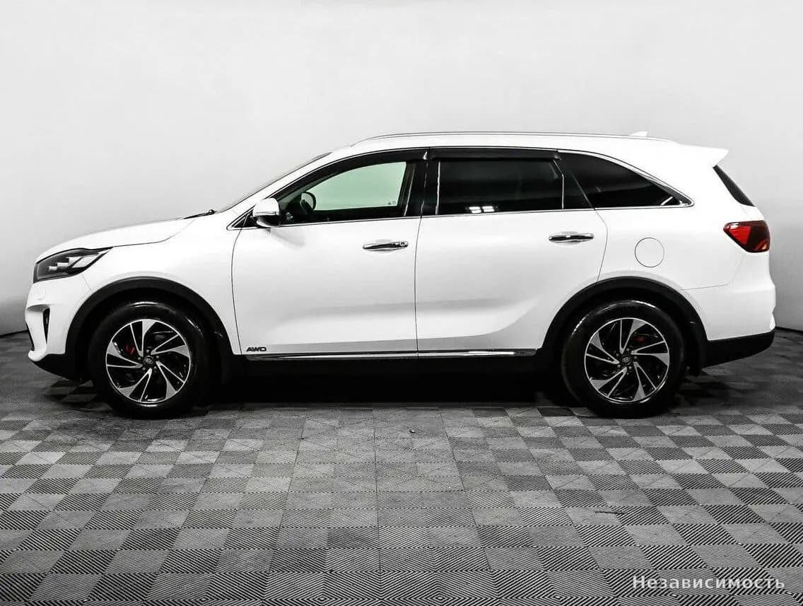 KIA Sorento 2018 с пробегом — фото 8