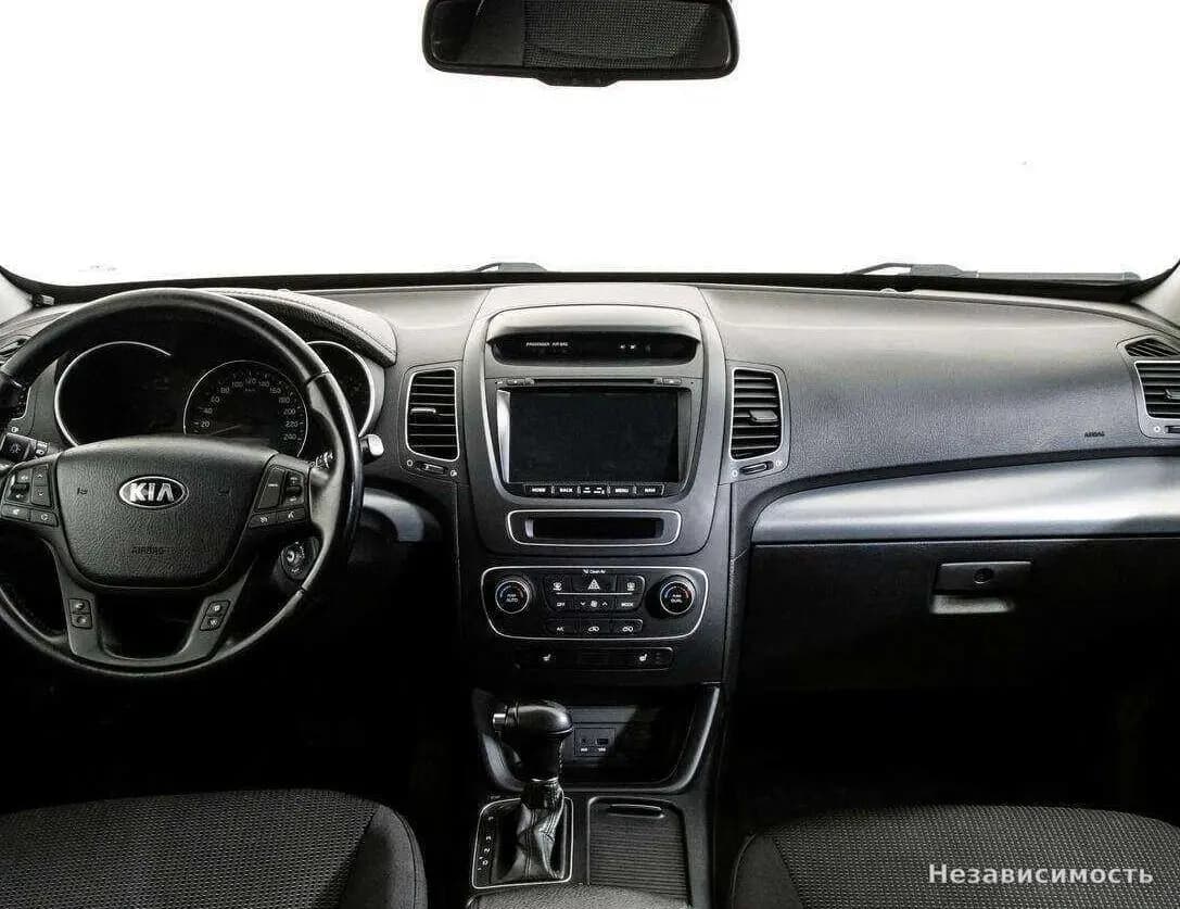 KIA Sorento 2014 с пробегом — фото 10