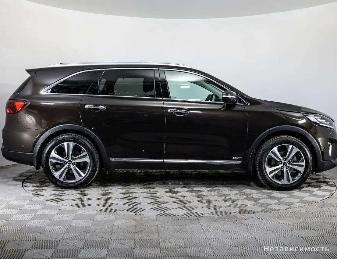 KIA Sorento 2018 с пробегом — фото 4
