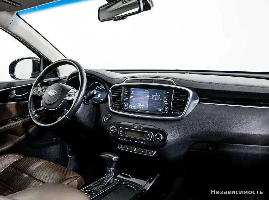 KIA Sorento 2018 с пробегом — фото 9