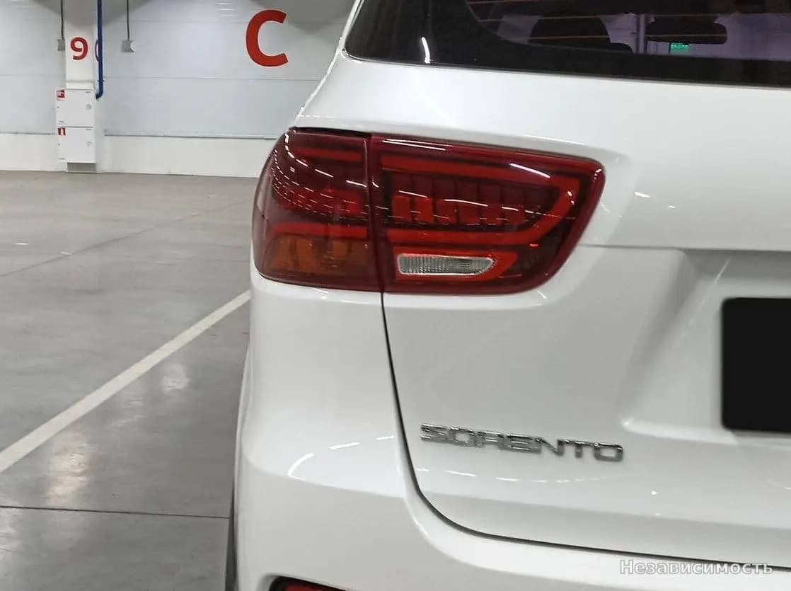 KIA Sorento 2018 с пробегом — фото 9