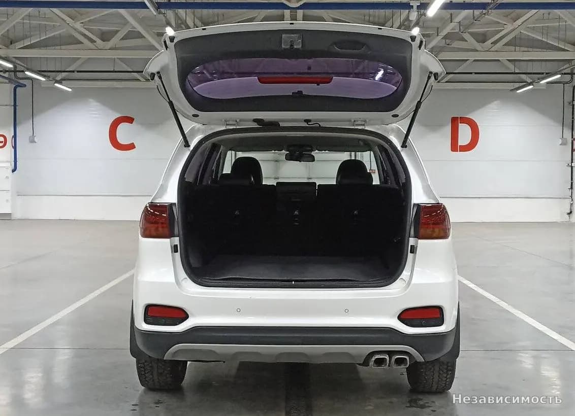 KIA Sorento 2018 с пробегом — фото 10