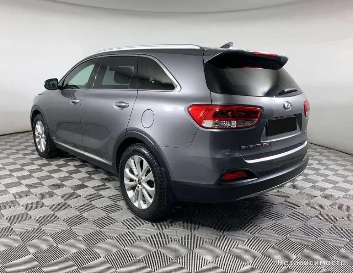 KIA Sorento 2016 с пробегом — фото 7