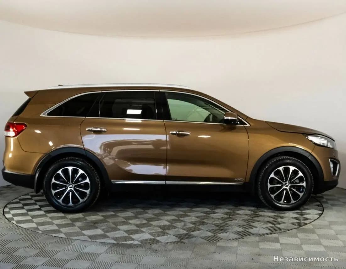 KIA Sorento 2015 с пробегом — фото 4