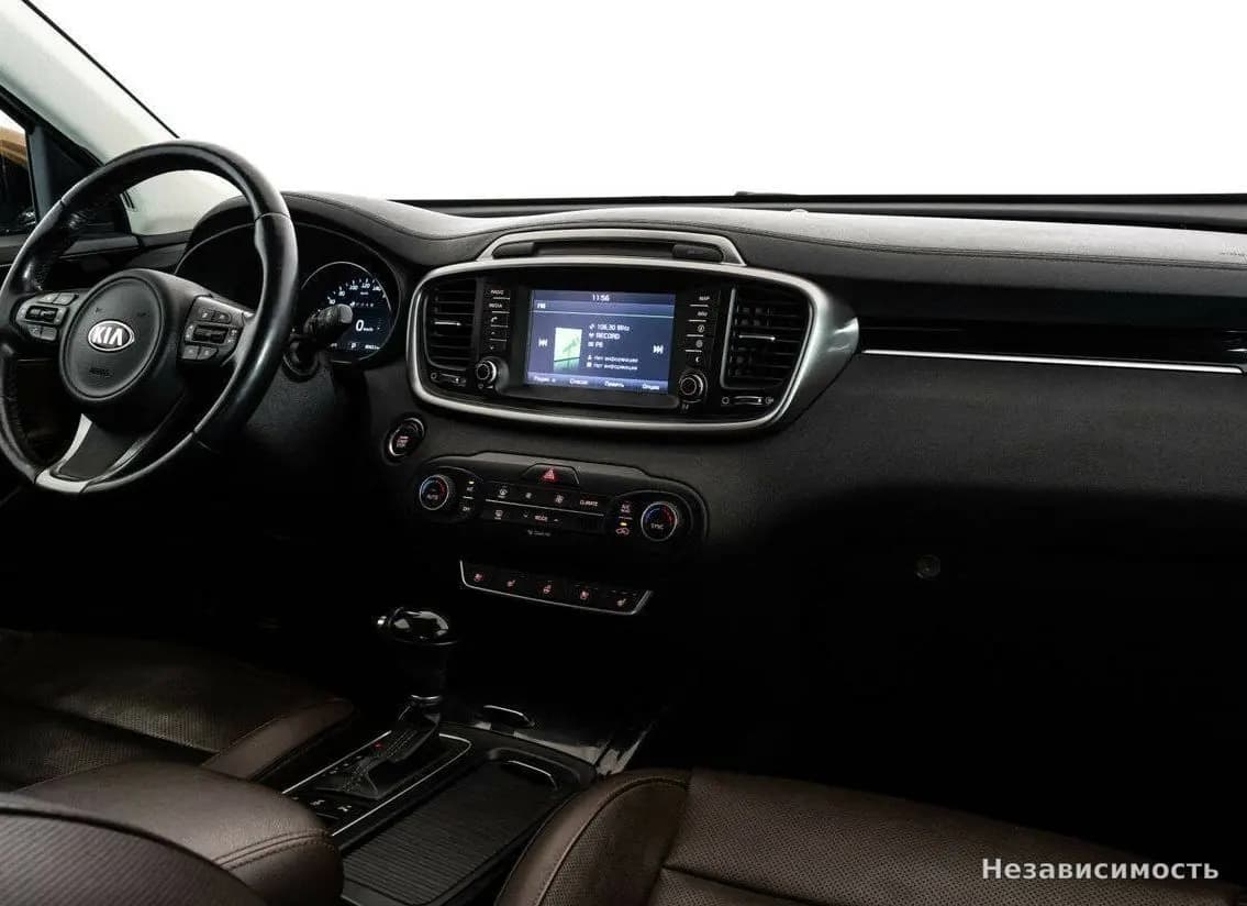 KIA Sorento 2015 с пробегом — фото 9