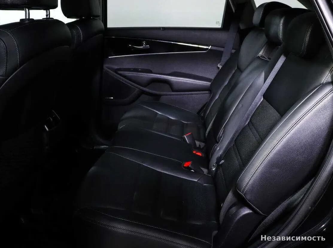 KIA Sorento 2019 с пробегом — фото 8