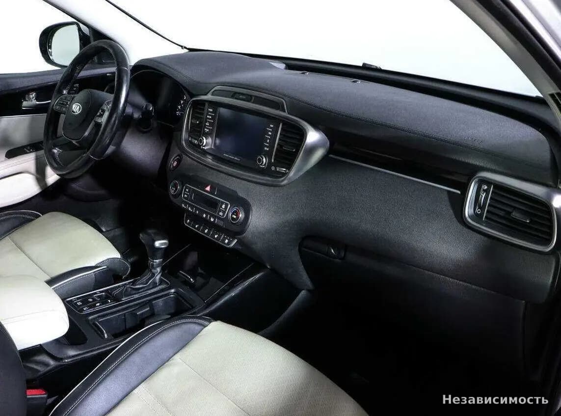 KIA Sorento 2019 с пробегом — фото 6
