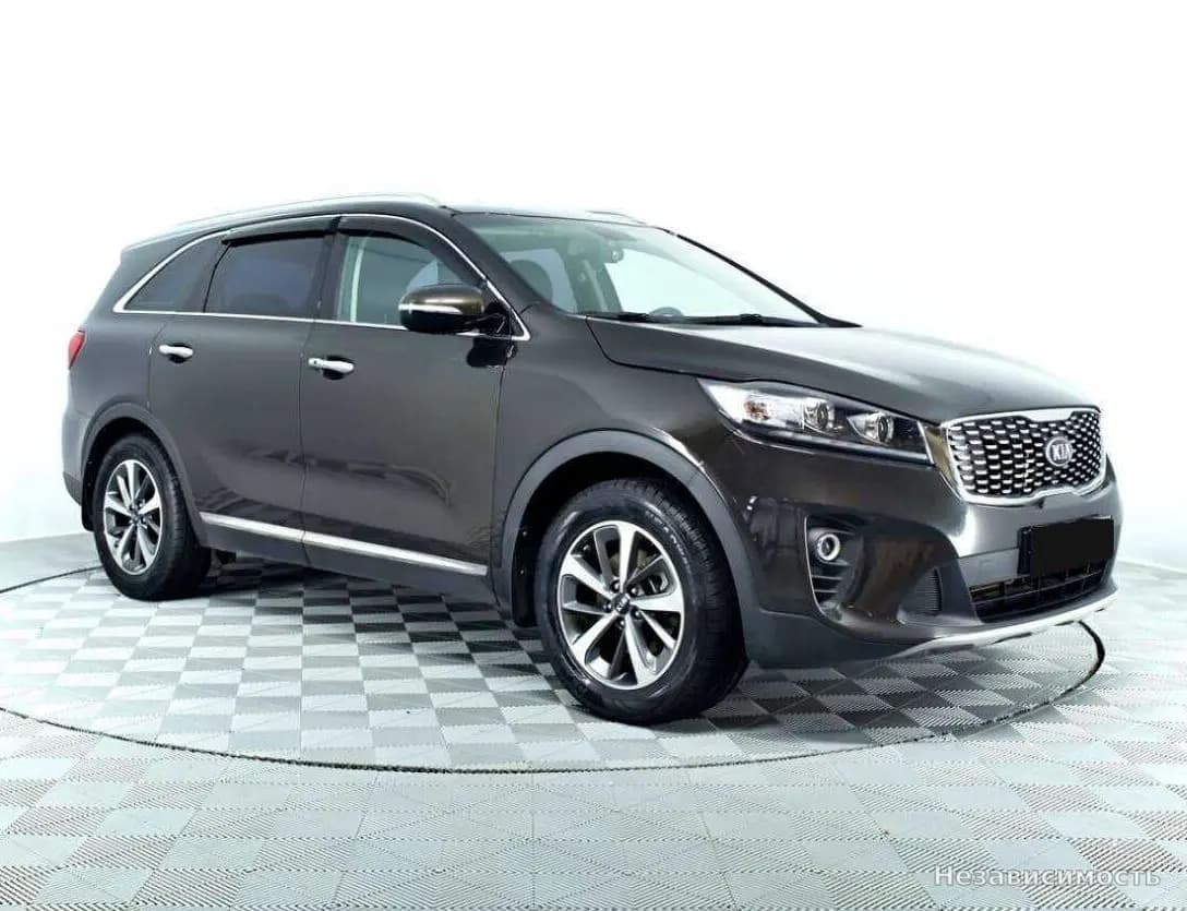KIA Sorento 2018 с пробегом — фото 3