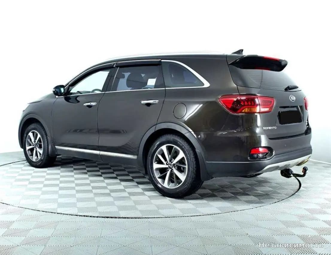 KIA Sorento 2018 с пробегом — фото 7