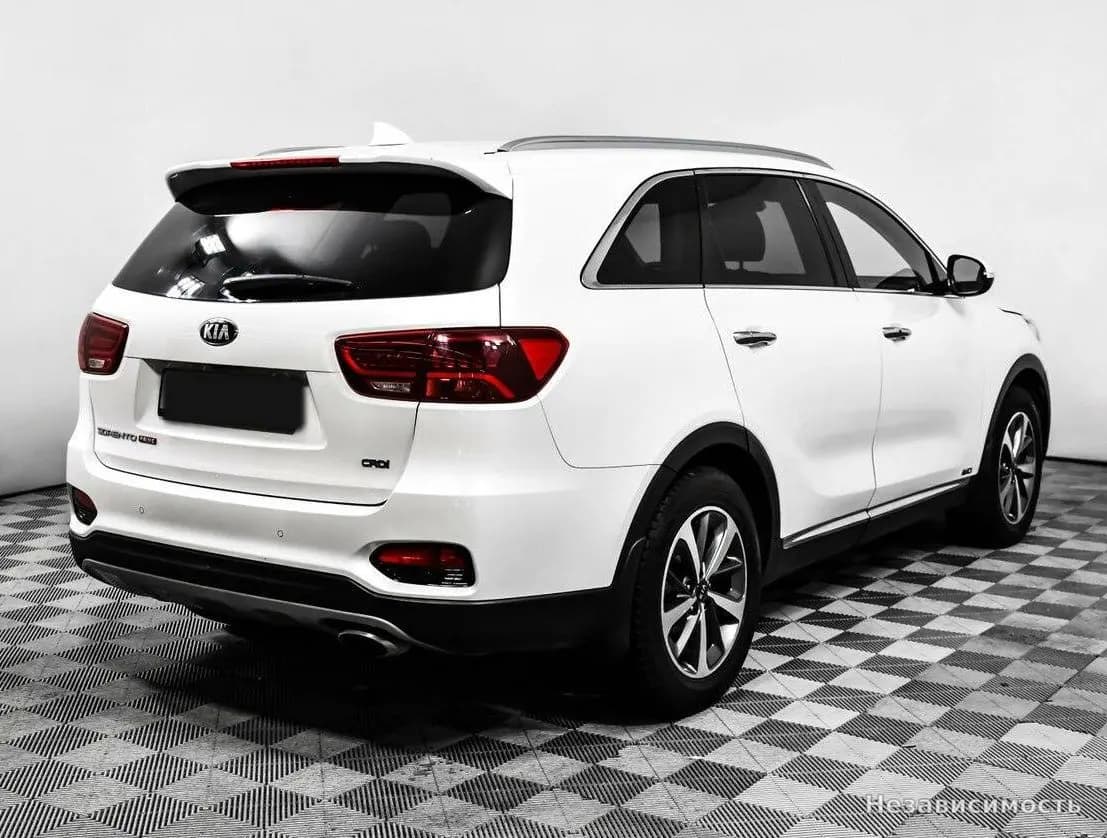 KIA Sorento 2019 с пробегом — фото 4