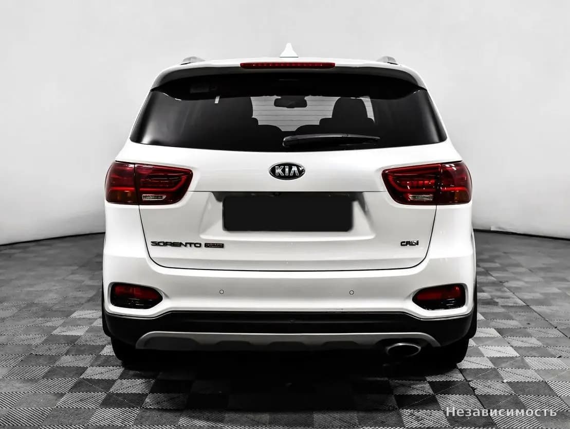 KIA Sorento 2019 с пробегом — фото 5