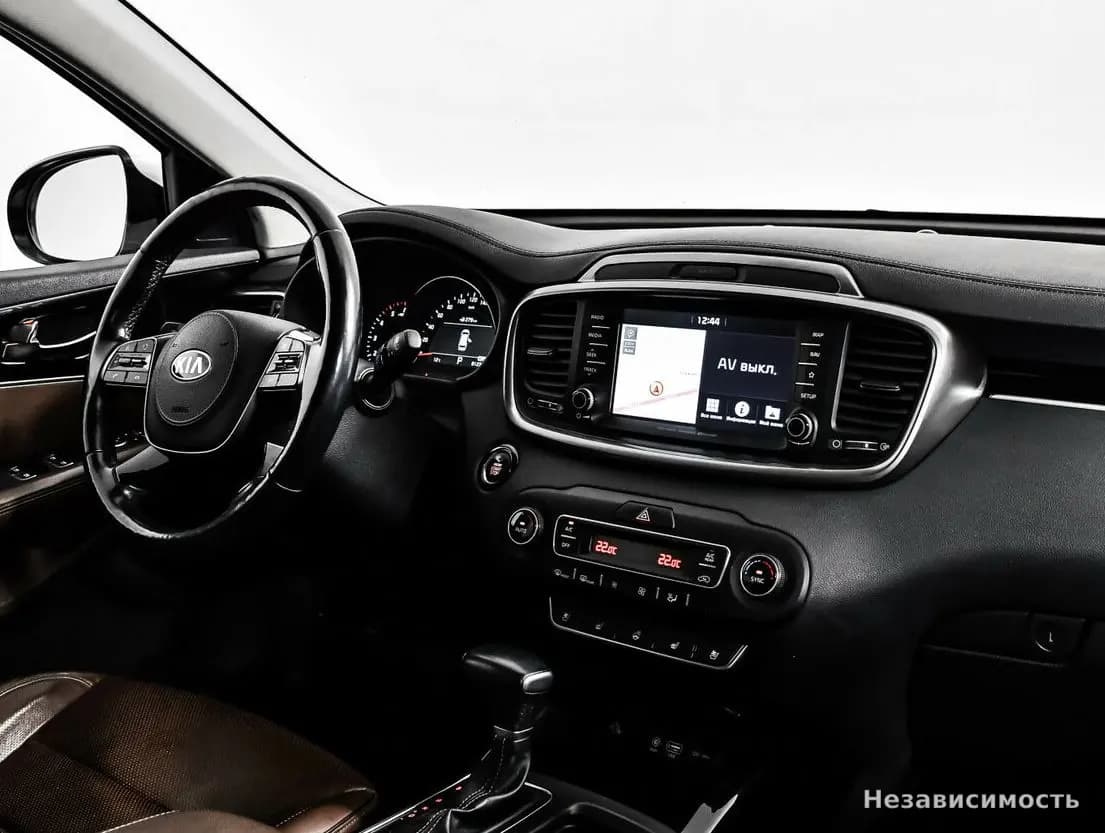 KIA Sorento 2019 с пробегом — фото 7