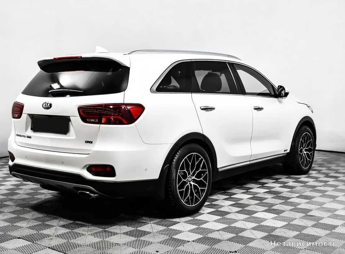 KIA Sorento 2018 с пробегом — фото 4