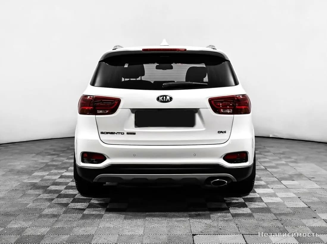 KIA Sorento 2018 с пробегом — фото 5