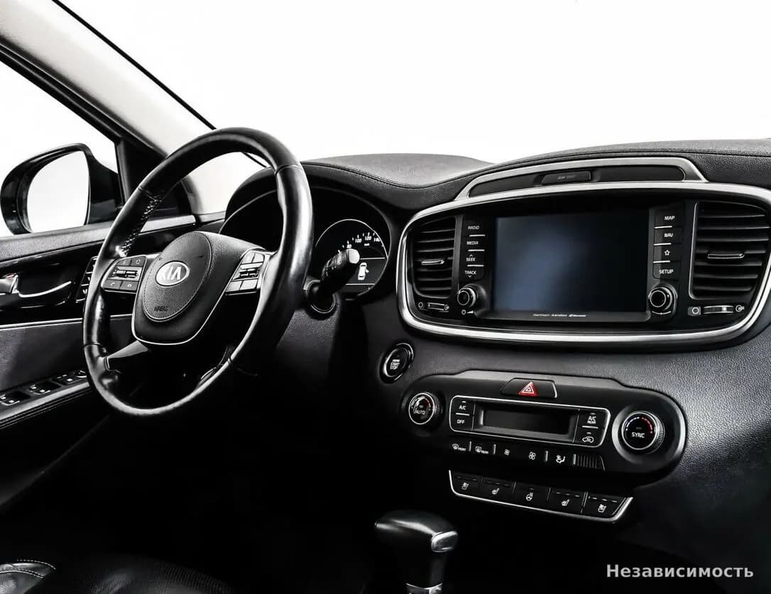 KIA Sorento 2018 с пробегом — фото 7