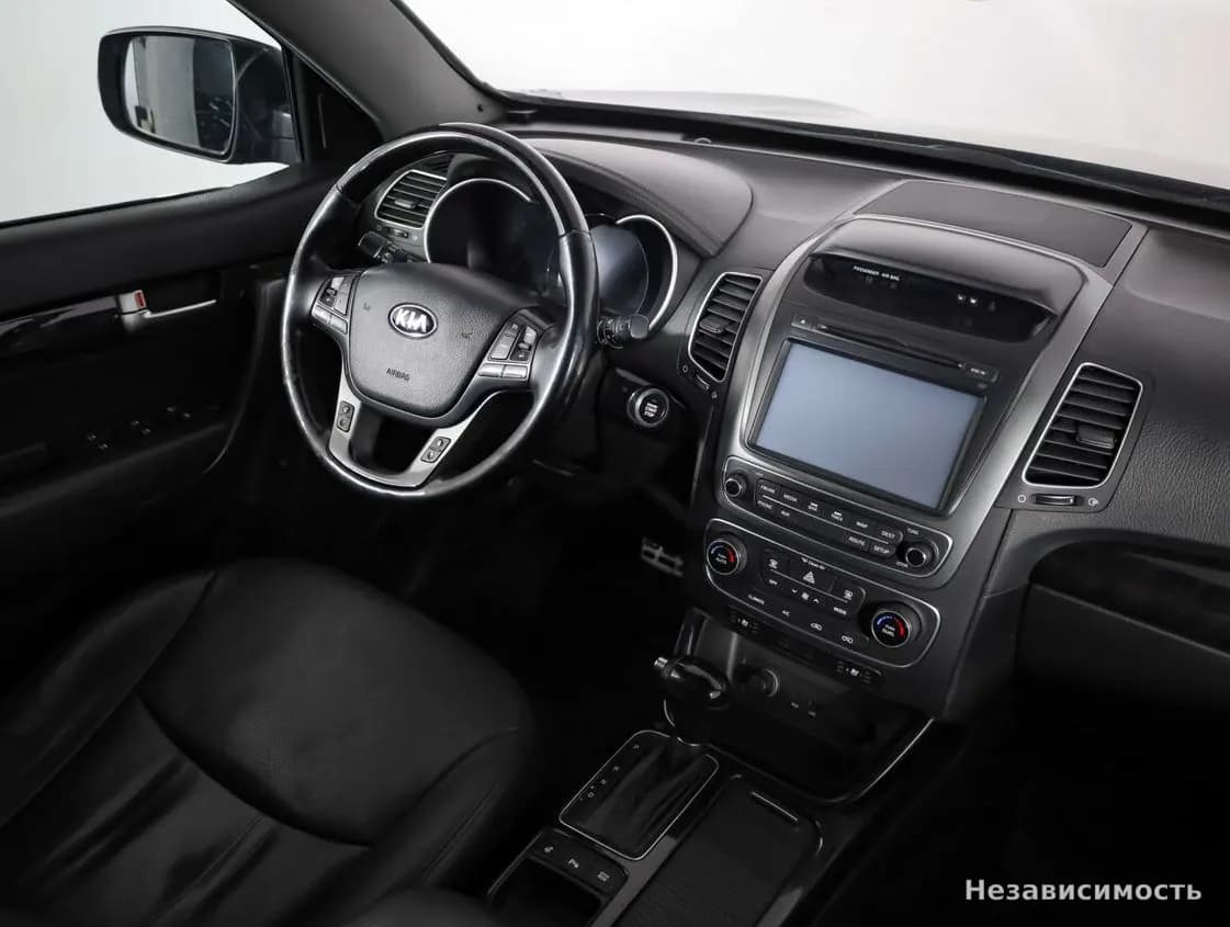 KIA Sorento 2014 с пробегом — фото 9