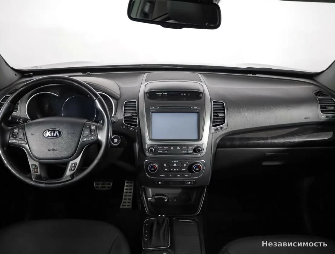 KIA Sorento 2014 с пробегом — фото 10