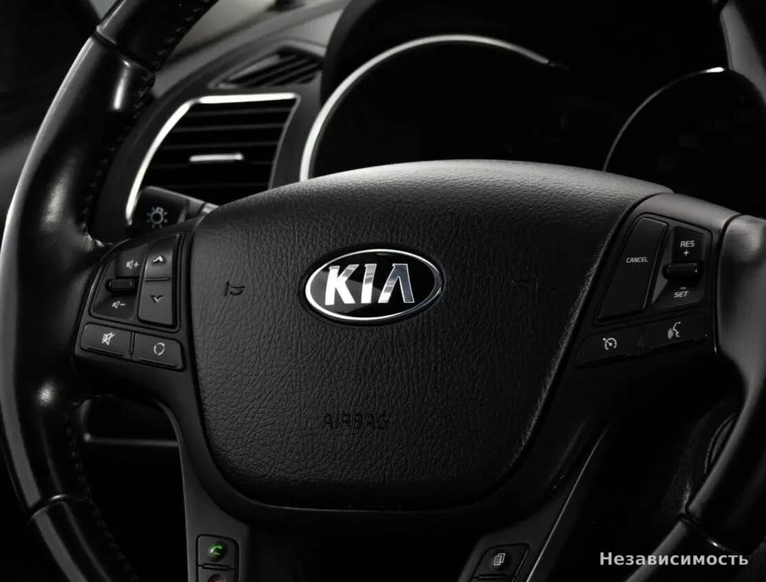 KIA Sorento 2013 с пробегом — фото 9